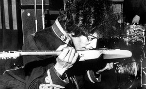 JimiHendrixPA040511.jpg