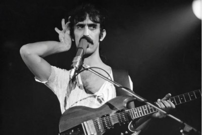 Zappa.JPG